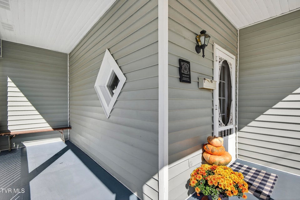 Photo #3: 504 Russell Street Street