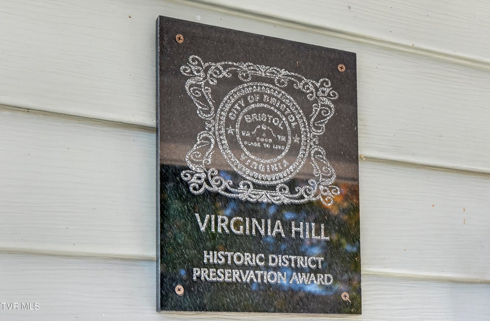 Photo #39: 504 Russell Street Street