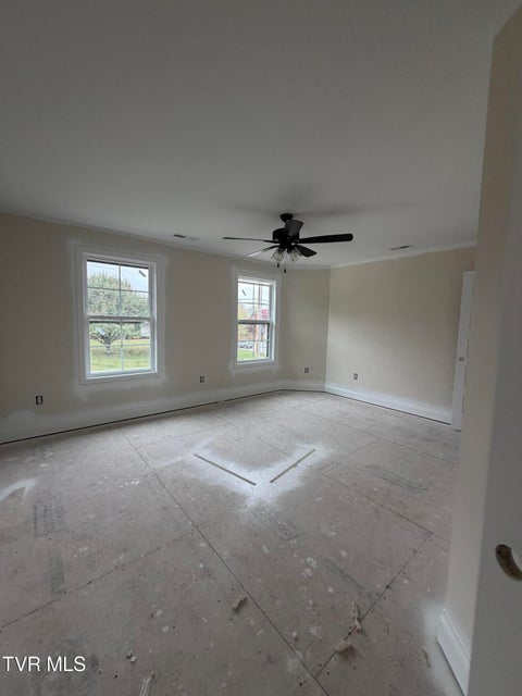 Photo #16: 722 Tavern Hill Road