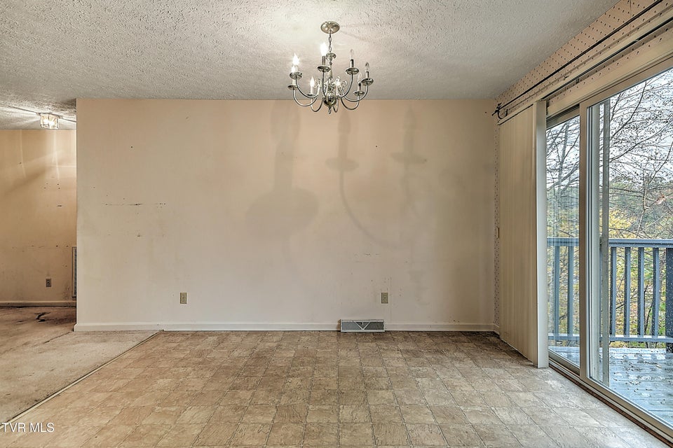 Photo #16: 181 Woodcrest Lane