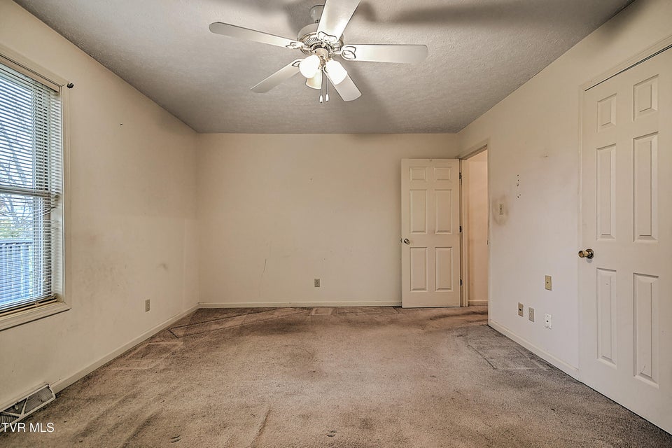 Photo #23: 181 Woodcrest Lane