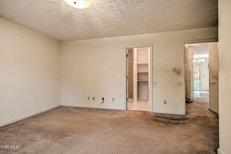 Photo #28: 181 Woodcrest Lane