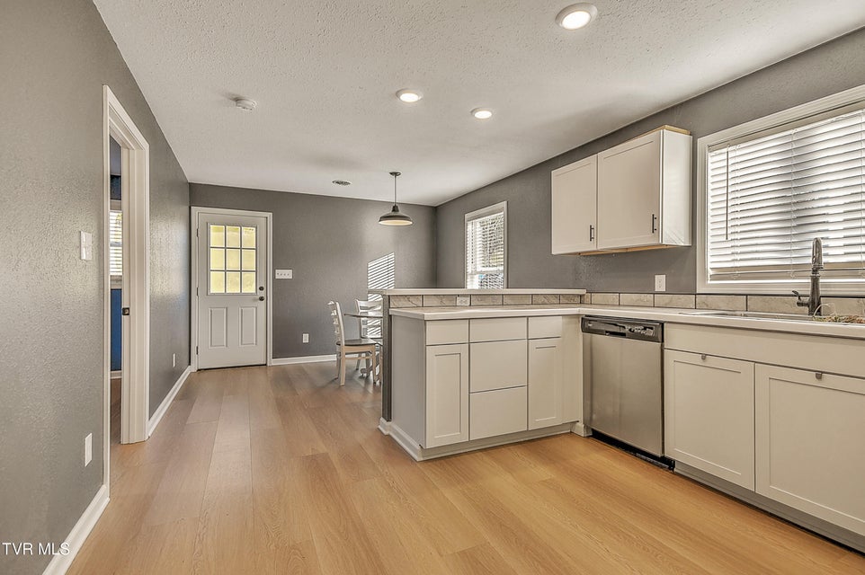 Photo #7: 3481 Gate City Highway