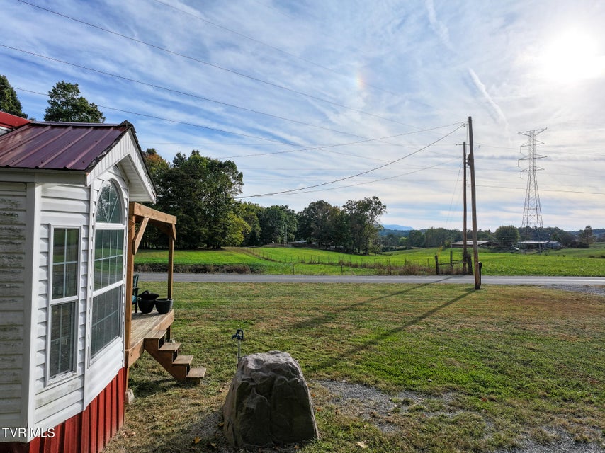 Photo #9: 202 Tweed Road