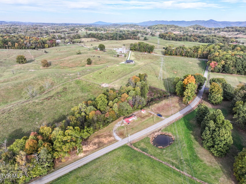 Photo #24: 202 Tweed Road