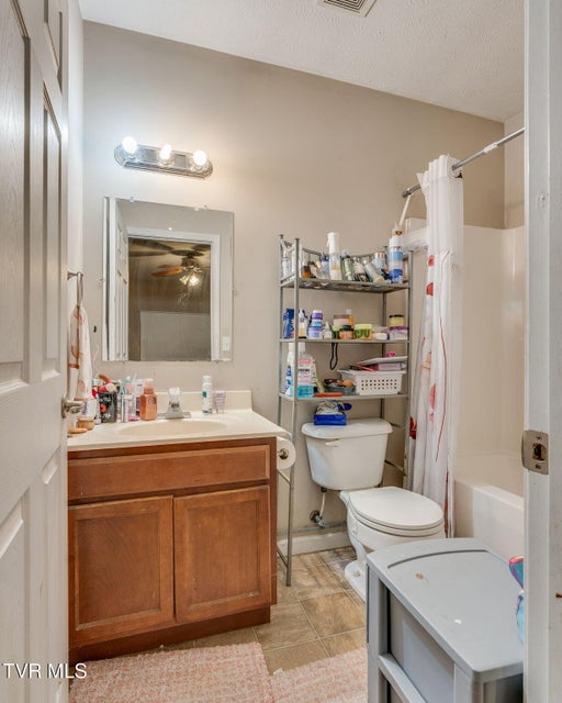 Photo #23: 1000 Faye Street