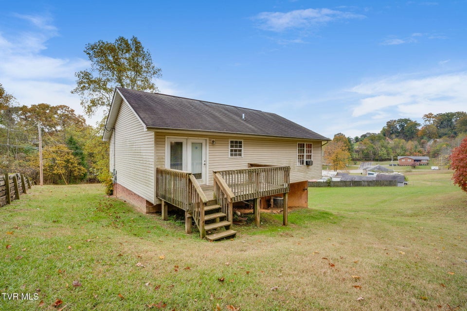 Photo #29: 1000 Faye Street