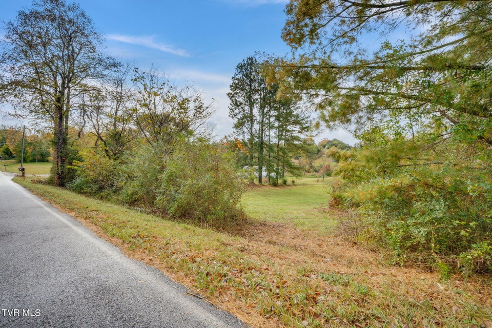 Photo #2: 1566 Mill Creek Road