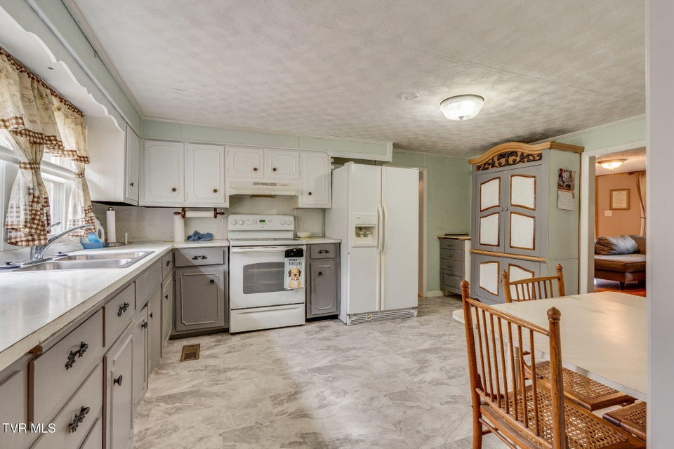 Photo #16: 1251 Purchase Ridge Rd.