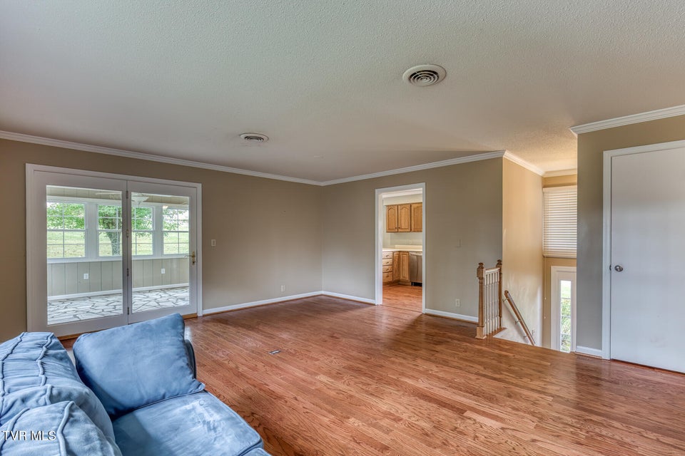 Photo #5: 228 Edgefield Road