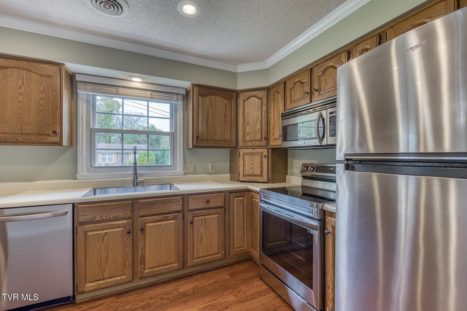 Photo #8: 228 Edgefield Road