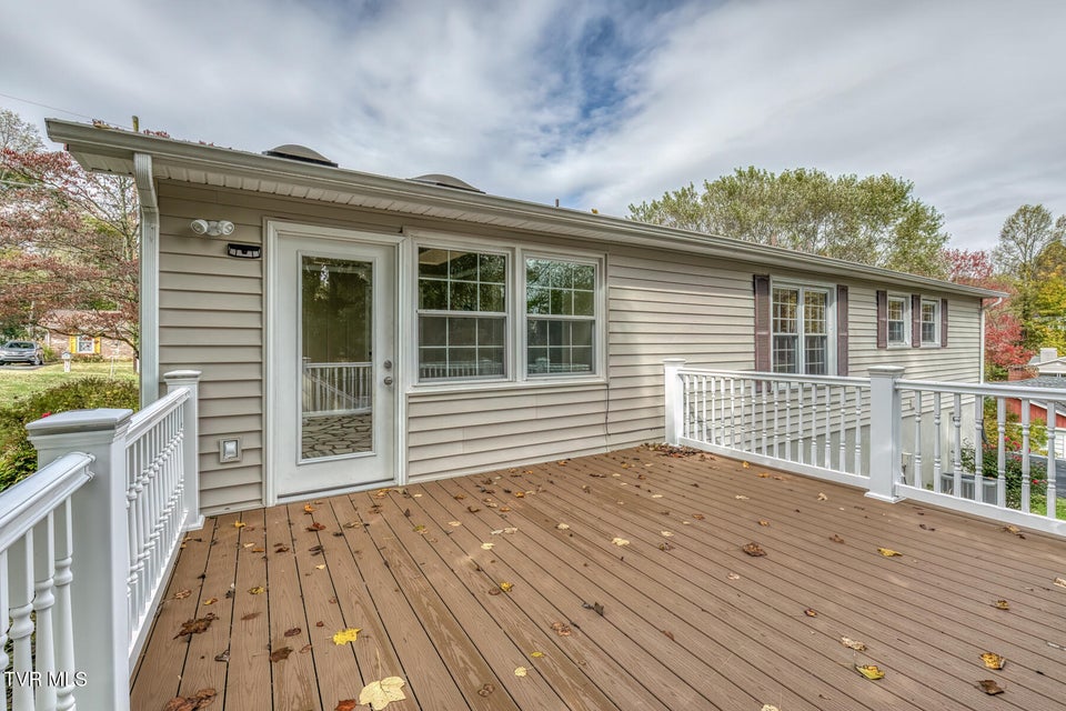 Photo #42: 228 Edgefield Road