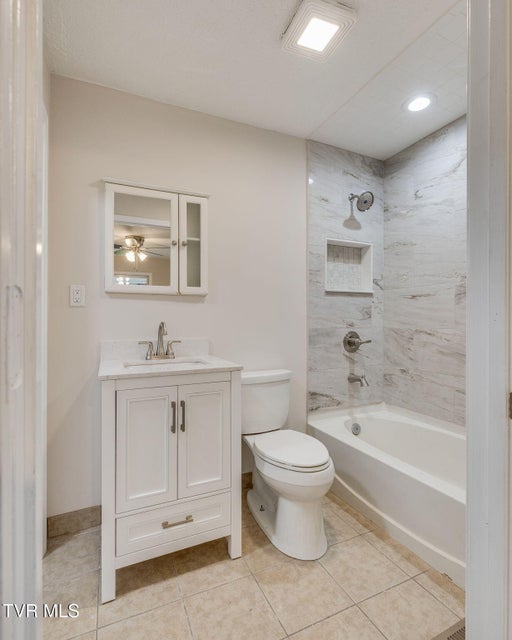 Photo #3: 1654 Pierce Street