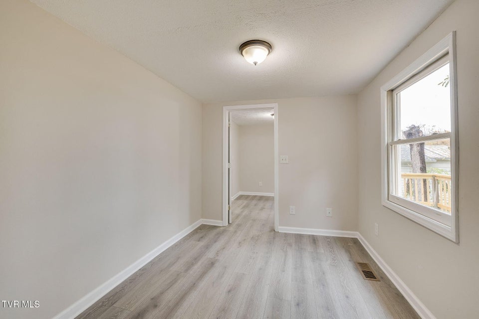 Photo #22: 1654 Pierce Street