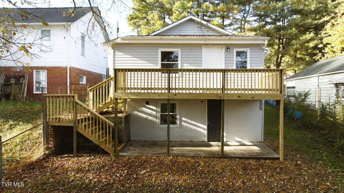 Photo #7: 1654 Pierce Street