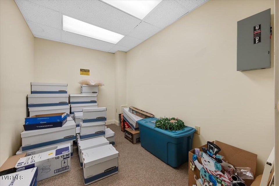 Photo #20: 121 Russell Road