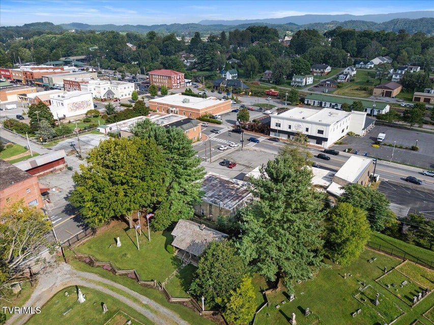 Photo #35: 121 Russell Road