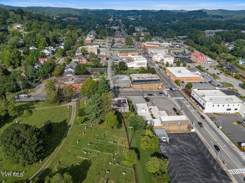 Photo #41: 121 Russell Road