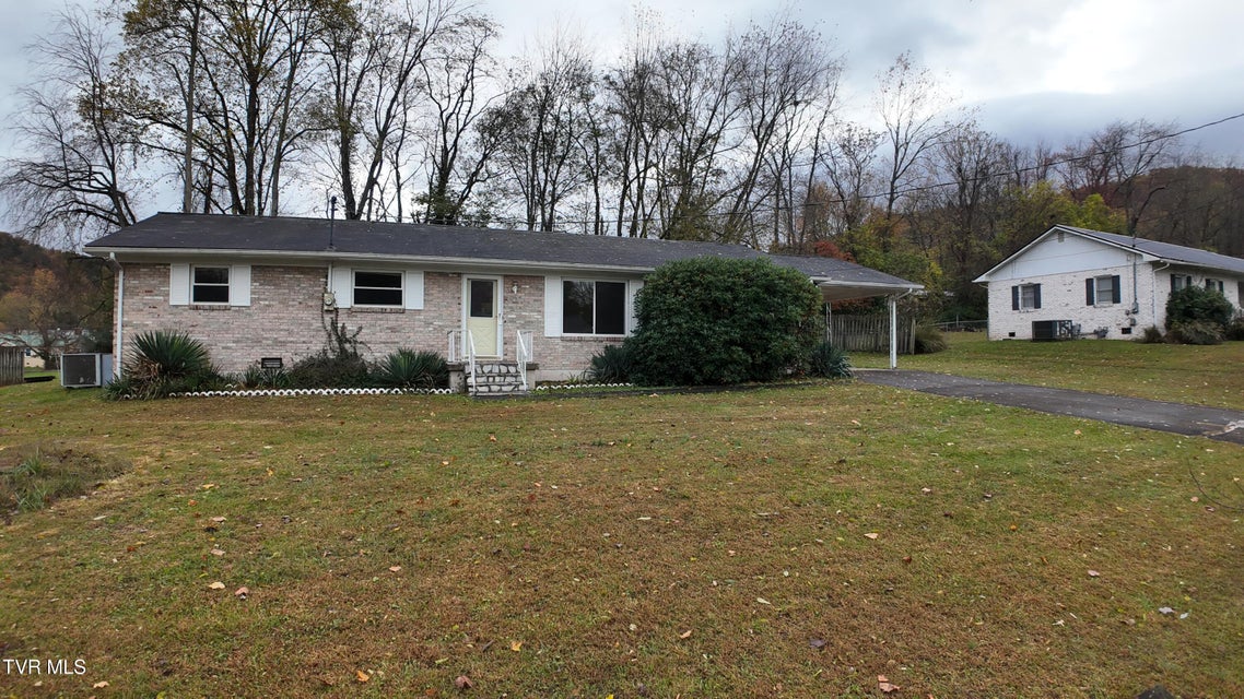 Photo #4: 111 Myrtle Avenue