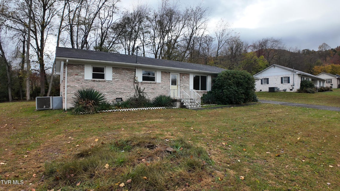 Photo #5: 111 Myrtle Avenue