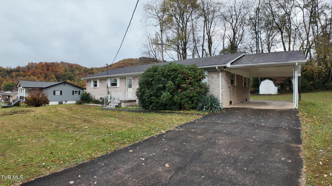 Photo #7: 111 Myrtle Avenue