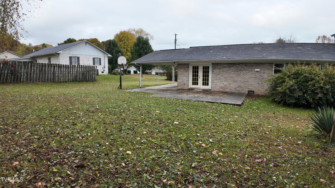 Photo #12: 111 Myrtle Avenue