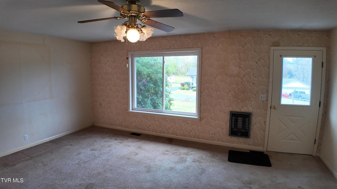 Photo #21: 111 Myrtle Avenue