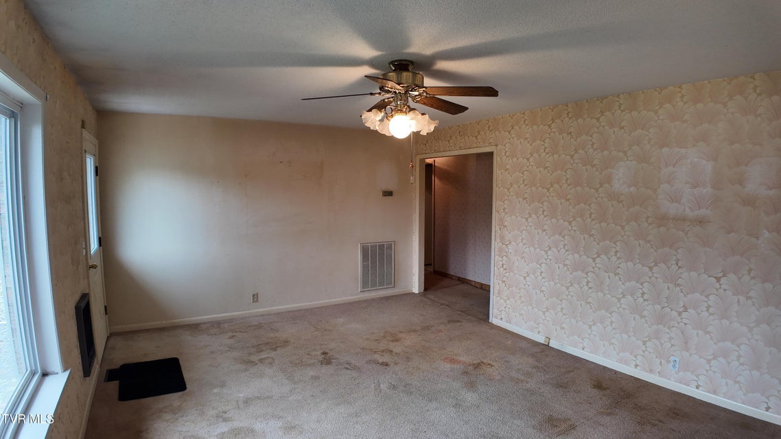 Photo #23: 111 Myrtle Avenue