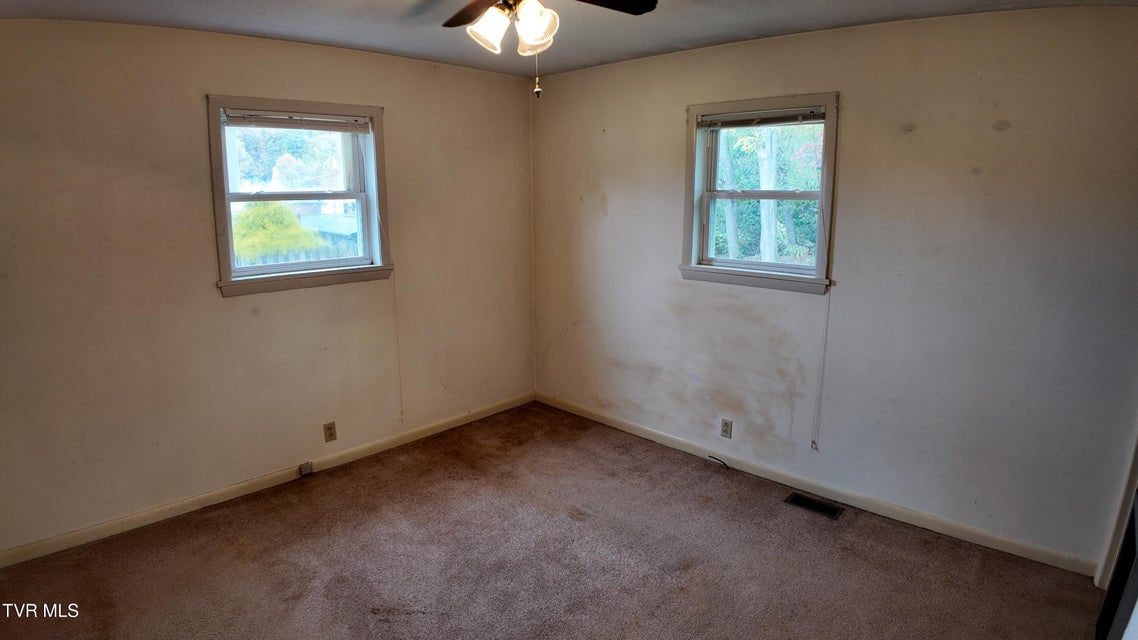 Photo #37: 111 Myrtle Avenue