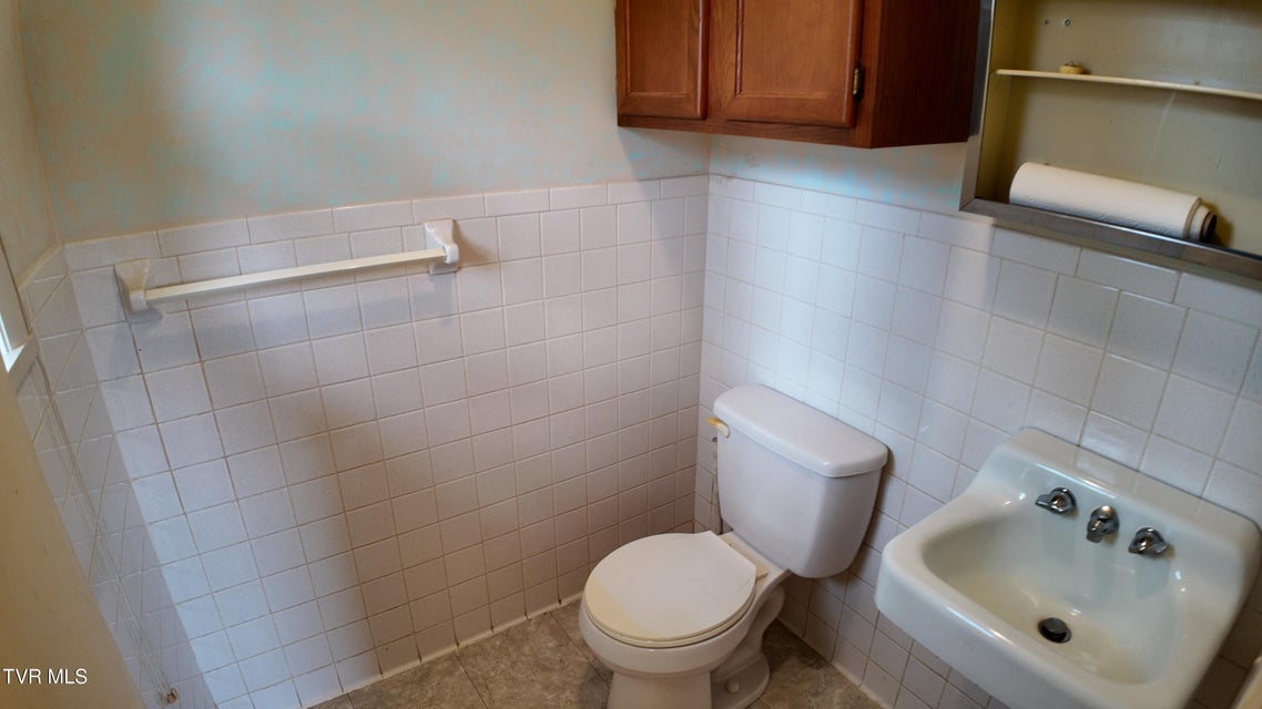 Photo #41: 111 Myrtle Avenue