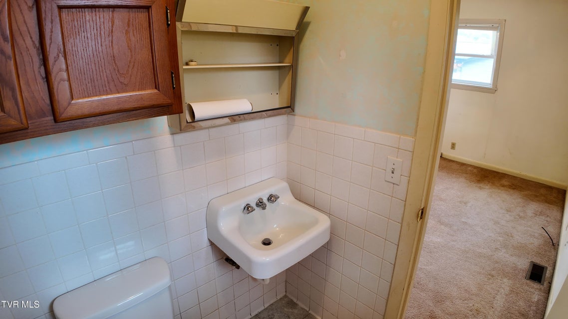 Photo #42: 111 Myrtle Avenue