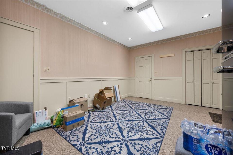 Photo #19: 121 Russell Road