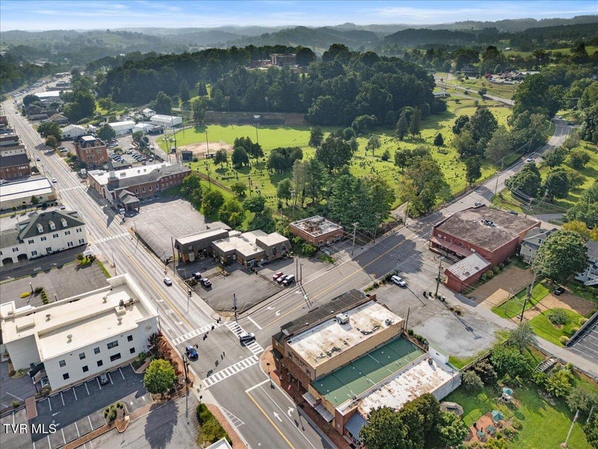 Photo #44: 121 Russell Road