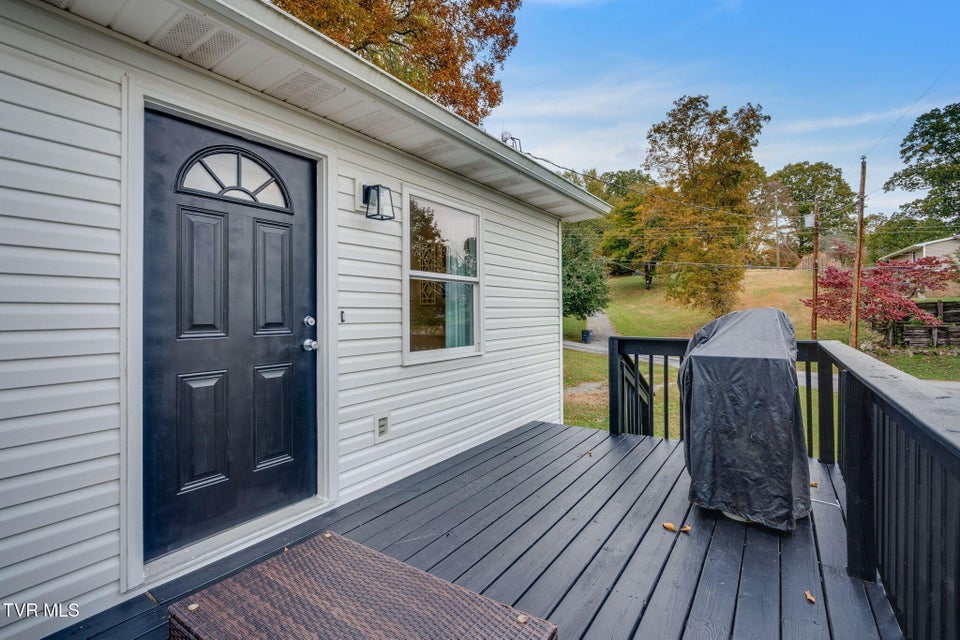 Photo #6: 447 Pine Street