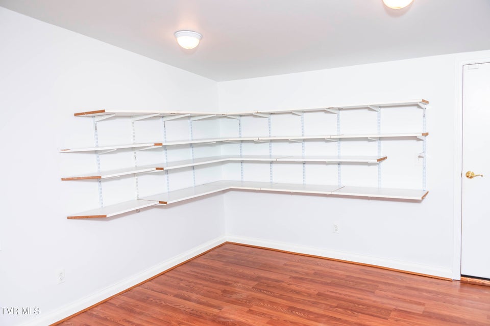 Photo #45: 904 Forest Avenue