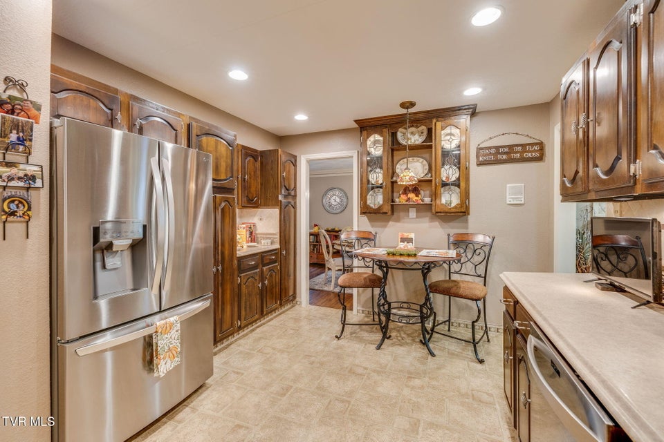 Photo #17: 8651 Curtiss Hill Road