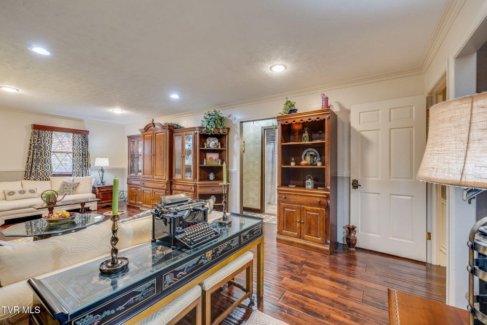 Photo #34: 8651 Curtiss Hill Road