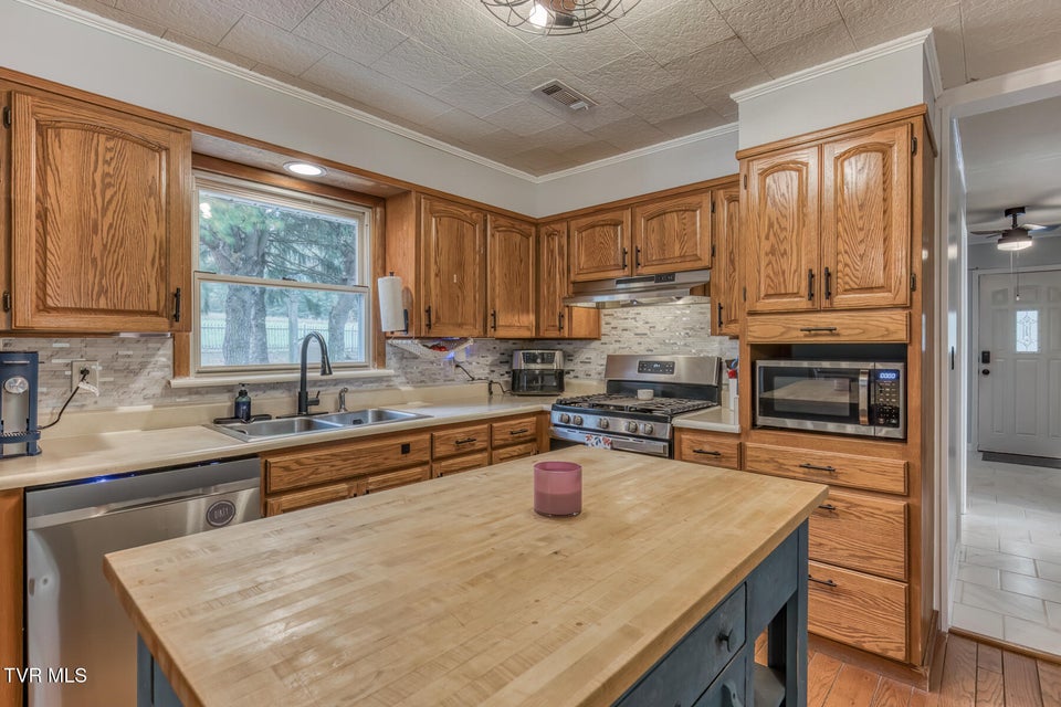 Photo #3: 2035 Highway 107 