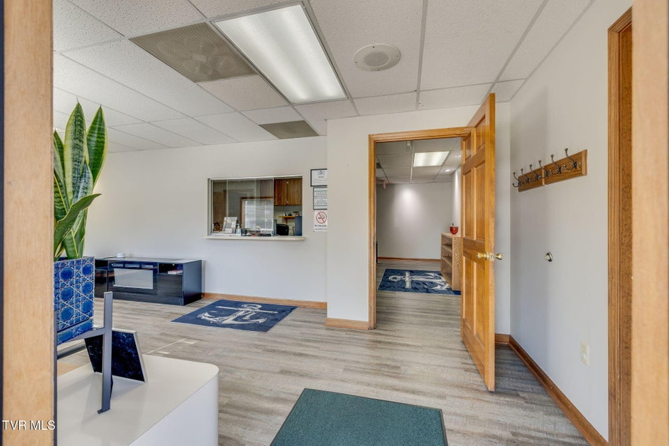 Photo #4: 933 Highway 126 