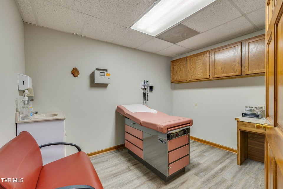 Photo #22: 933 Highway 126 