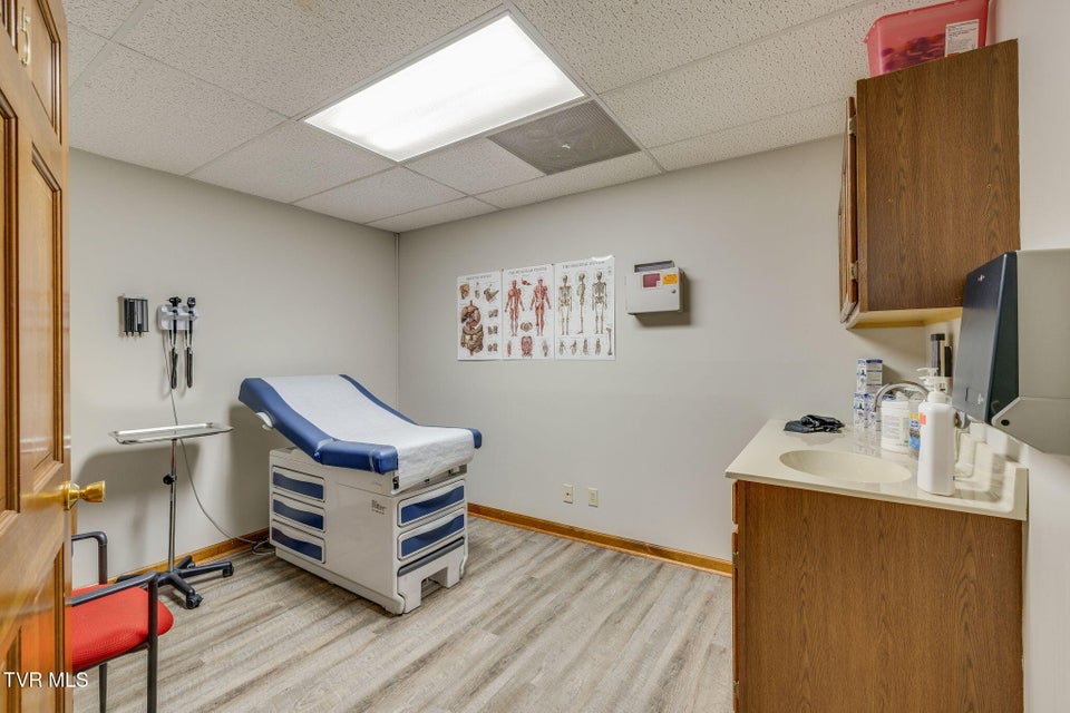 Photo #30: 933 Highway 126 