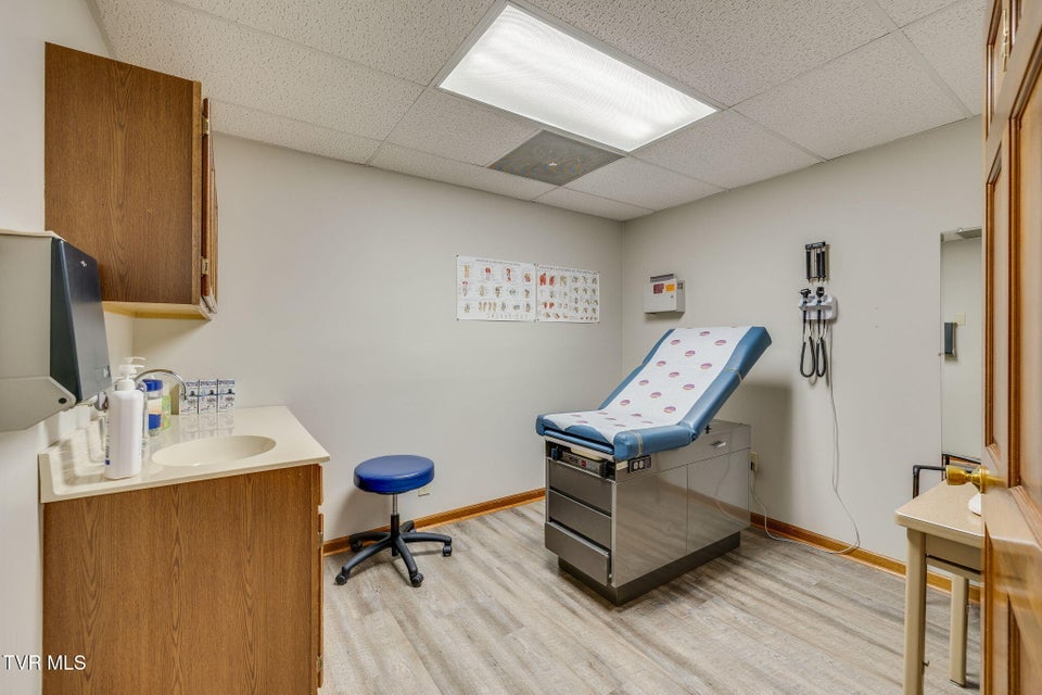 Photo #32: 933 Highway 126 