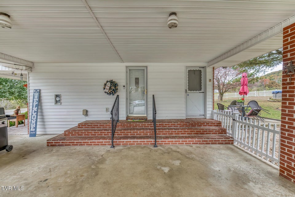 Photo #46: 2035 Highway 107 