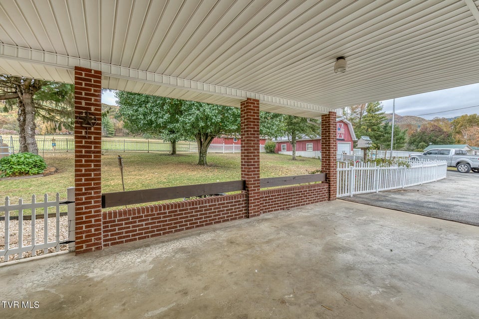 Photo #47: 2035 Highway 107 