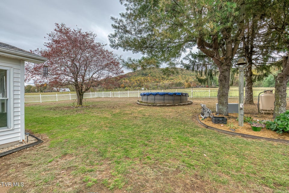 Photo #51: 2035 Highway 107 