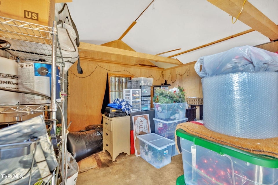 Photo #19: 148 Kingsley Avenue