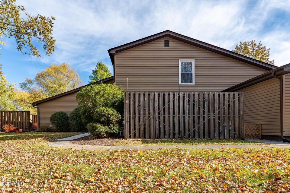 Photo #39: 500 Pilgrim Court