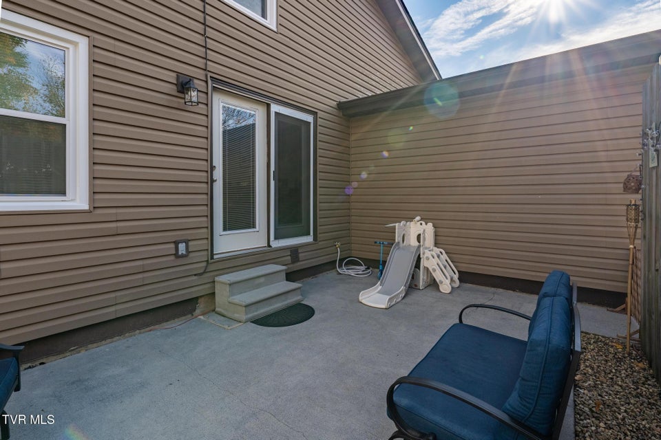 Photo #32: 500 Pilgrim Court