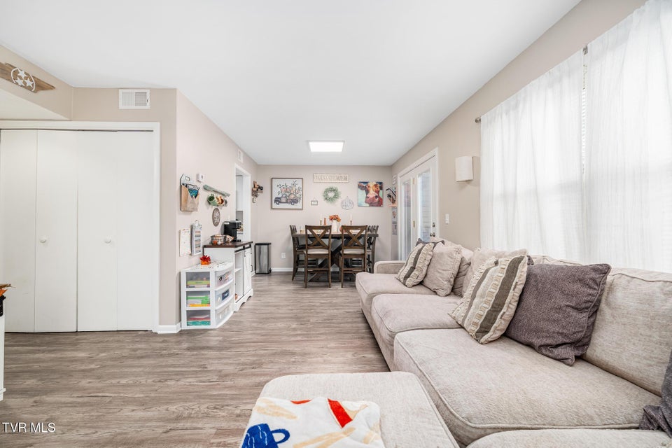 Photo #9: 500 Pilgrim Court