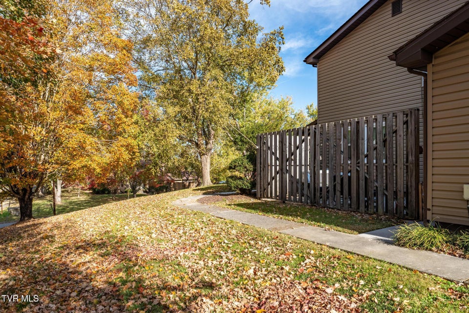 Photo #28: 500 Pilgrim Court